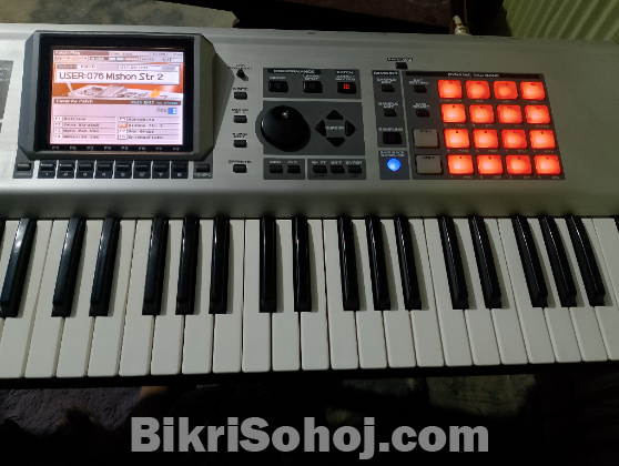 Roland Fantom X6